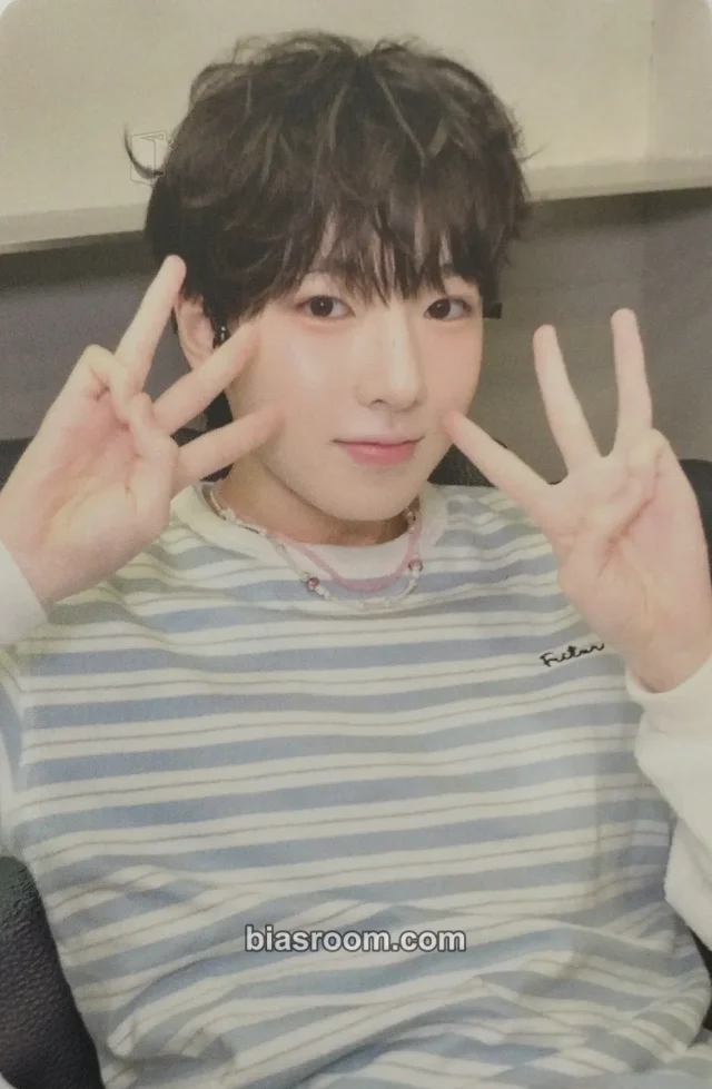 NCT WISH - Sakuya - 2025 Season's greetings - Wish stars Other A version trading card season's greetings merch photocard