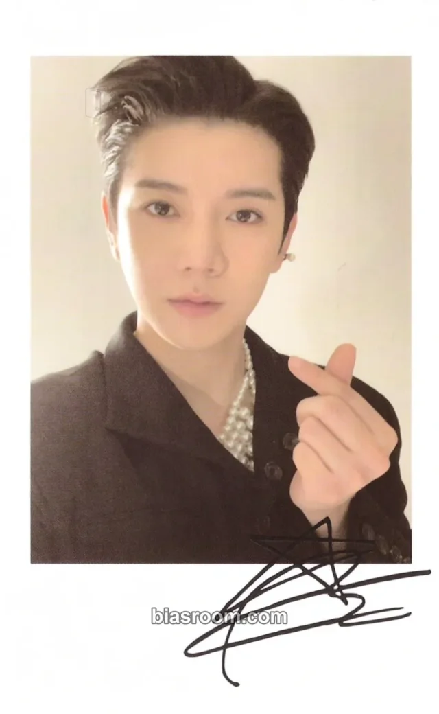 NU'EST - Ren - The Black Concert Event merch inclusion large photocard polaroid printed signature