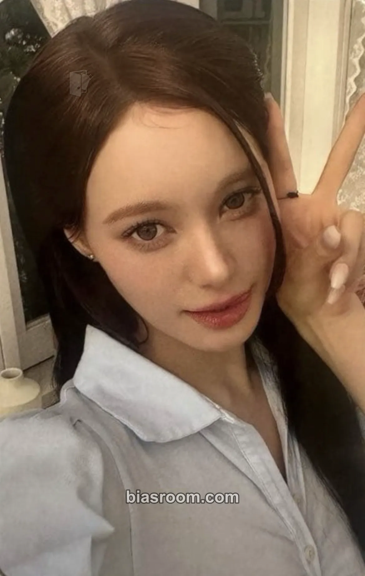 Nina NiziU Live With U 2026 “Niziu The Cinema” Photocard - NiziU - NiziU K-pop photocard