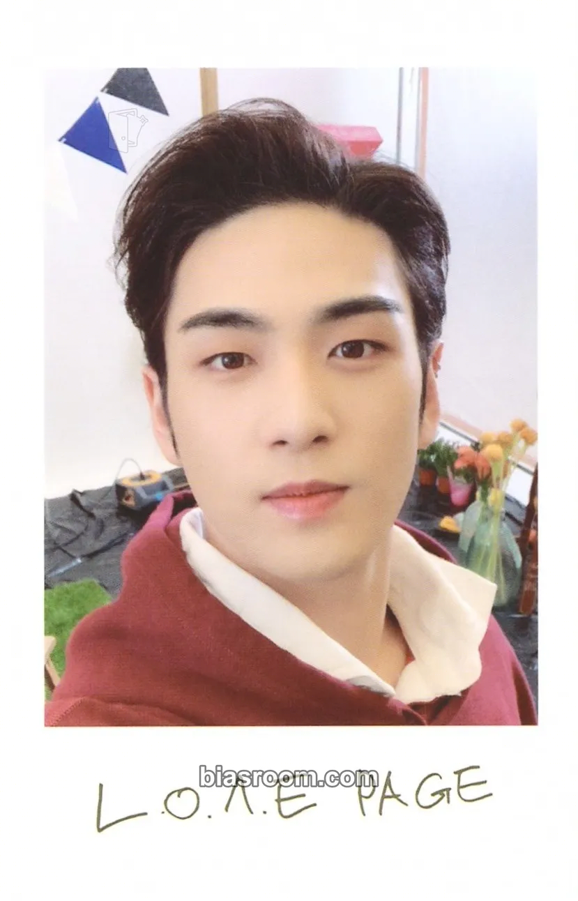 Baekho 2020 LOVEPAGE Fanmeeting Photocard - NU'EST - NU'EST K-pop photocard