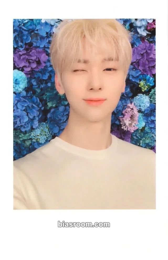 NU'EST - Minhyun - On-Clip Unboxing Other merch inclusion large photocard polaroid