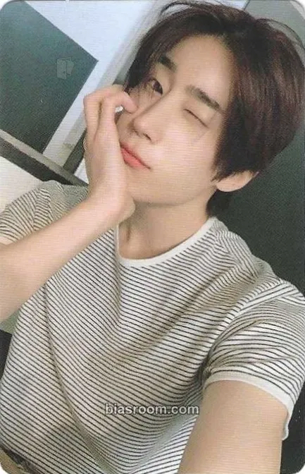 Seungwoo SCENE Photocard - VICTON - VICTON K-pop photocard
