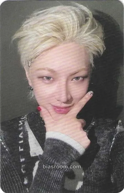 Hanse Gummy Bear Photocard - VICTON - VICTON K-pop photocard