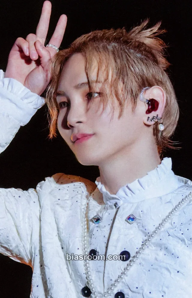 SHINee - Key - SHINee World VI: Perfect Illumination Event dvd/blu-ray photocard purchase benefit tokyo dome