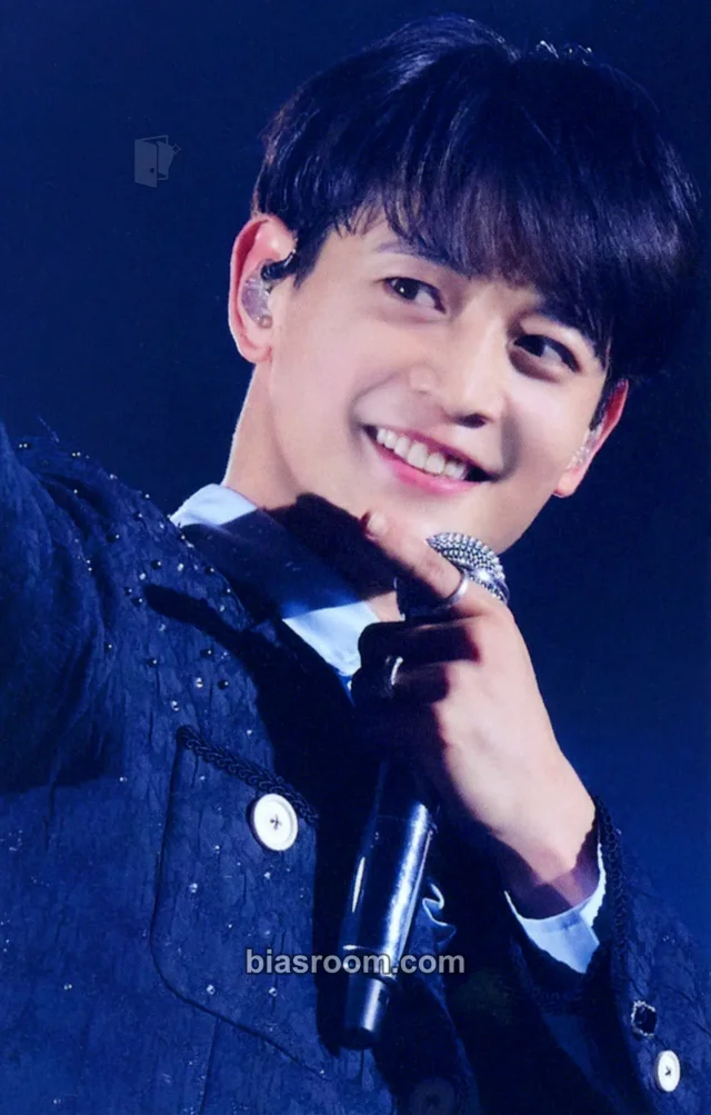 SHINee - Minho - SHINee World VI: Perfect Illumination Event dvd/blu-ray photocard tokyo dome purchase benefit