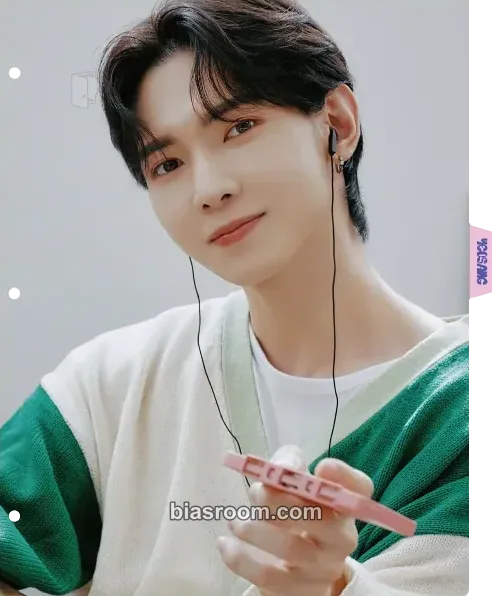 Yeosang Atiny Room - 4th Anniversary Photocard - ATEEZ - ATEEZ K-pop photocard