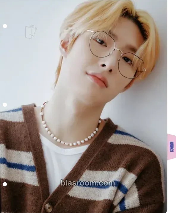 Mingi Atiny Room - 4th Anniversary Photocard - ATEEZ - ATEEZ K-pop photocard
