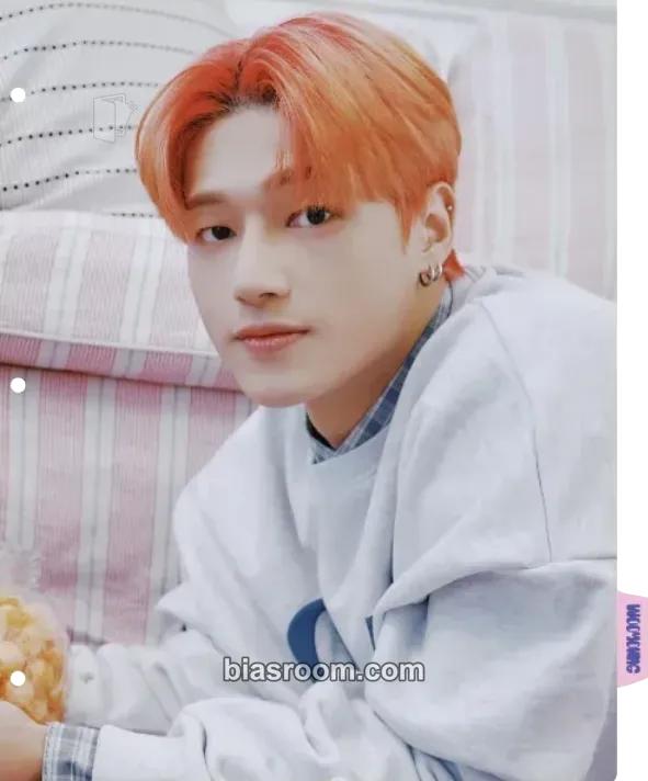 Wooyoung Atiny Room - 4th Anniversary Photocard - ATEEZ - ATEEZ K-pop photocard