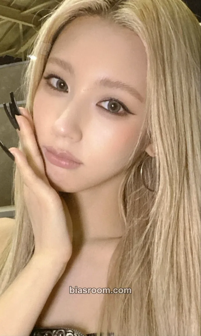 Miyeon We made Photocard - i-dle - i-dle K-pop photocard