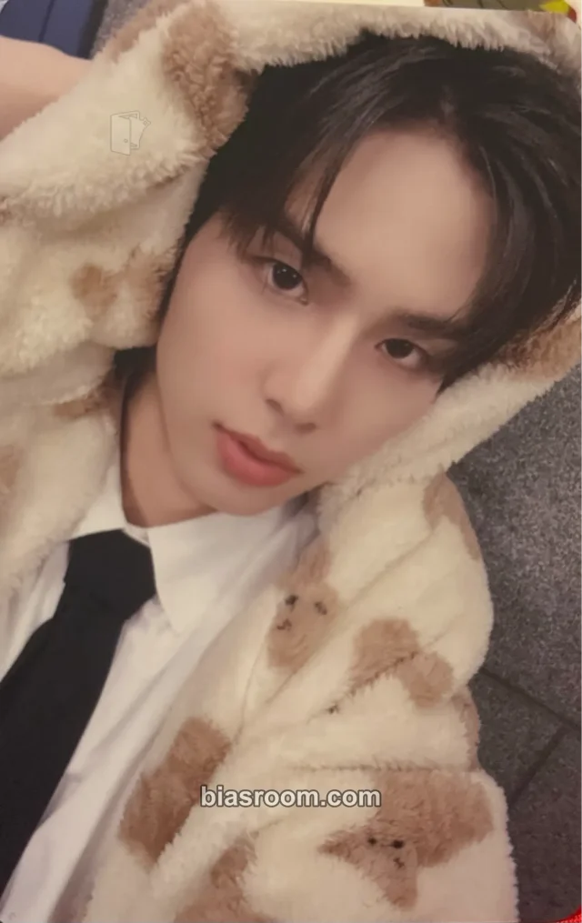 82Major - Seongbin - Trophy Album makestar