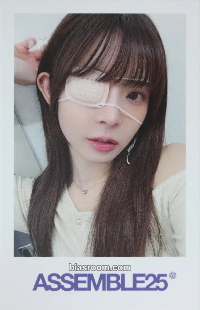 tripleS - Kotone - Assemble25 Album everline polaroid