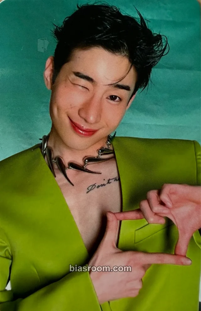 VICTON - Seungwoo - FRAME Album album photocard watch version