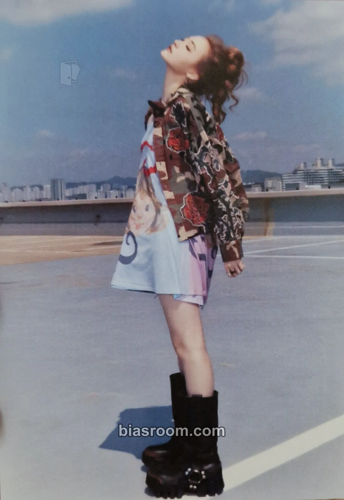 Ella MY EYES OPEN VVIDE Photocard - MEOVV - MEOVV K-pop photocard