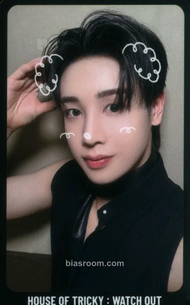 Hunter HOUSE OF TRICKY : WATCH OUT Photocard - xikers - xikers K-pop photocard