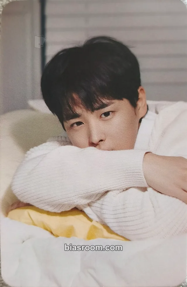 VICTON - Byungchan - Byungchan HUG Fan zmeeting Event merch photocard random pack