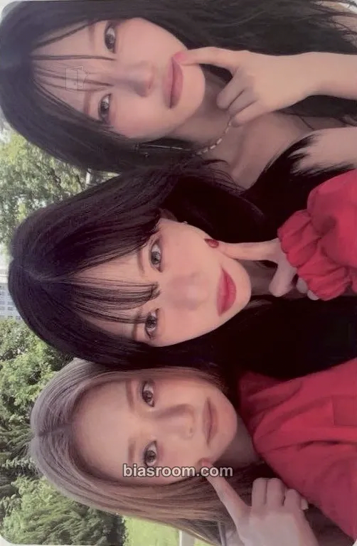 Glow ME Photocard - fromis_9 - fromis_9 K-pop photocard