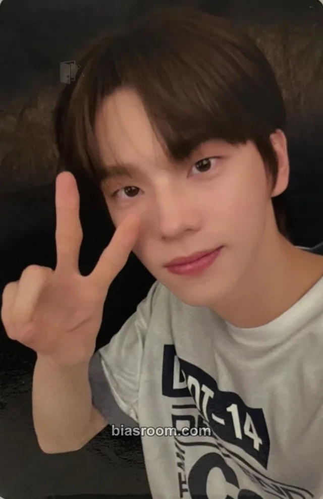 TWS - Shinyu - SUMMER BEAT! Album withfans / yizhiyu (yzy) video call (fancall) round 5