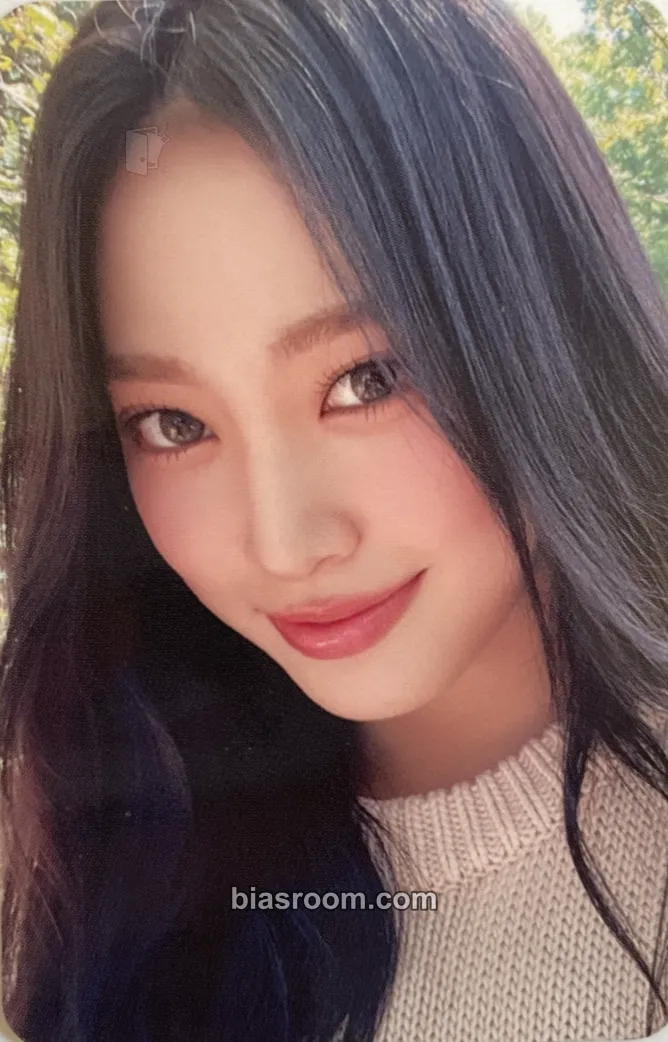 Zoa ColoRise Photocard - Weeekly - Weeekly K-pop photocard