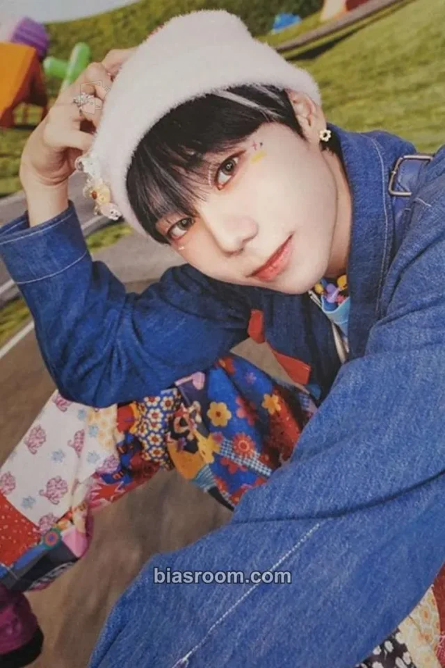 NINE.i - Taehun - New Mind Album album inclusion postcard off version