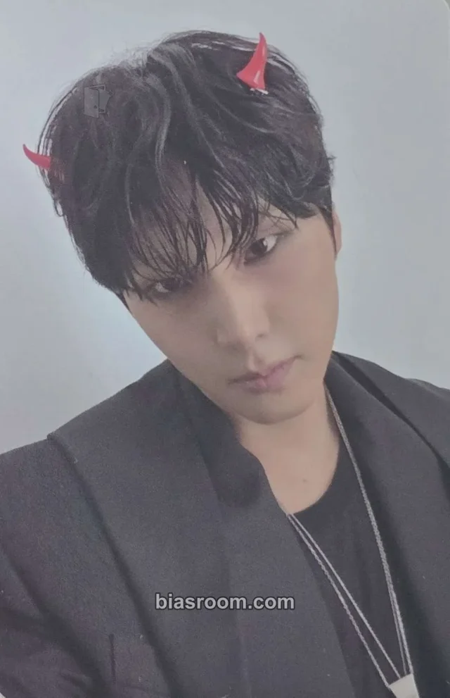 DAY6 - Young K - Youngest Album album photocard solo album wallet and keyring version