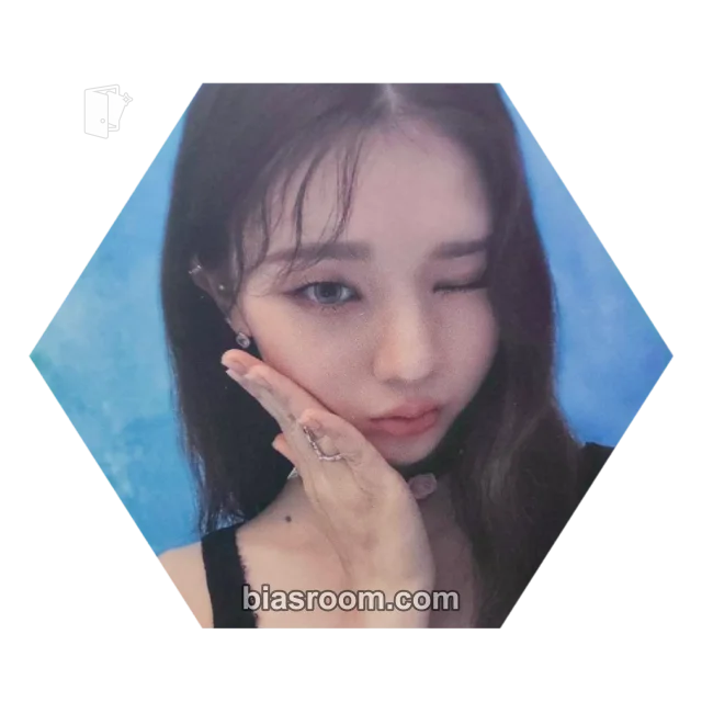 tripleS - Yeonji - Assemble24 Album album inclusion symbol card