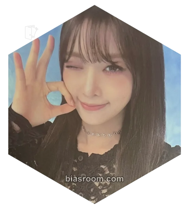 tripleS - Nien - Assemble24 Album album inclusion symbol card