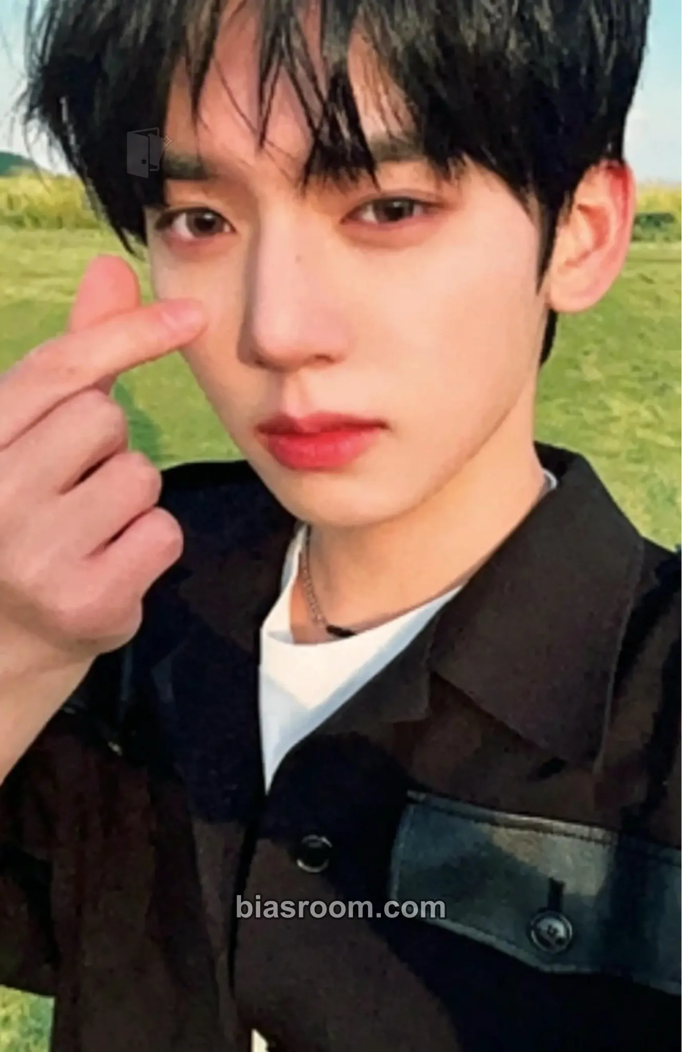 Yujin You Had Me at Hello Photocard - ZEROBASEONE - ZEROBASEONE K-pop photocard