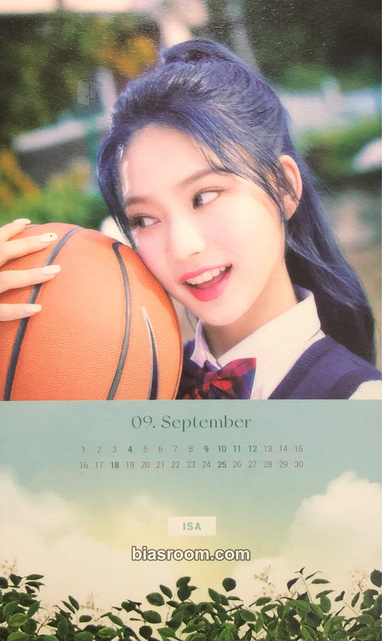 Isa 2022 Season's Greetings - One's Youth Photocard - STAYC - STAYC K-pop photocard