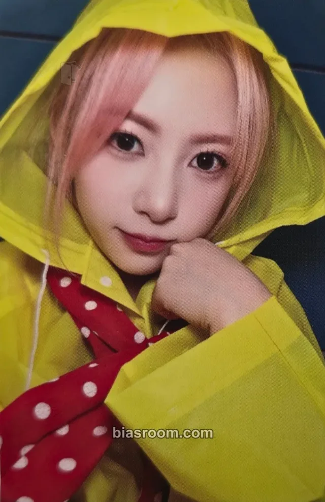 RESCENE - Liv - Re:Scene Album fansign makestar round 2
