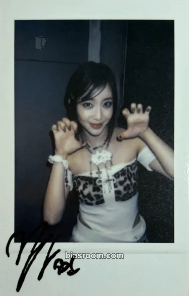 STAYC - Sumin - Metamorphic Album starriver round 2 video call (fancall) polaroid