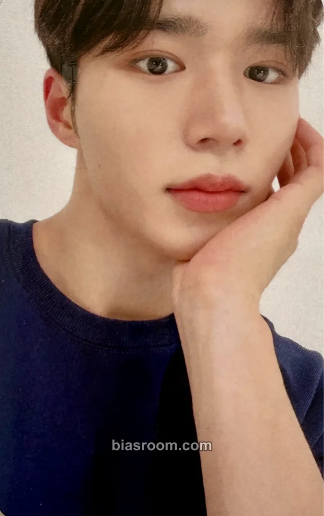 WEi - Junseo - Love Pt.3 : Eternally Album hellolive