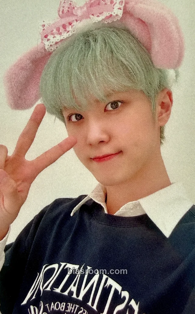 WEi - Donghan - Love Pt.3 : Eternally Album hellolive