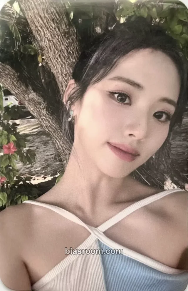 fromis_9 - Jiwon - From Our Memento Box Album withfans / yizhiyu (yzy) fansign round 3