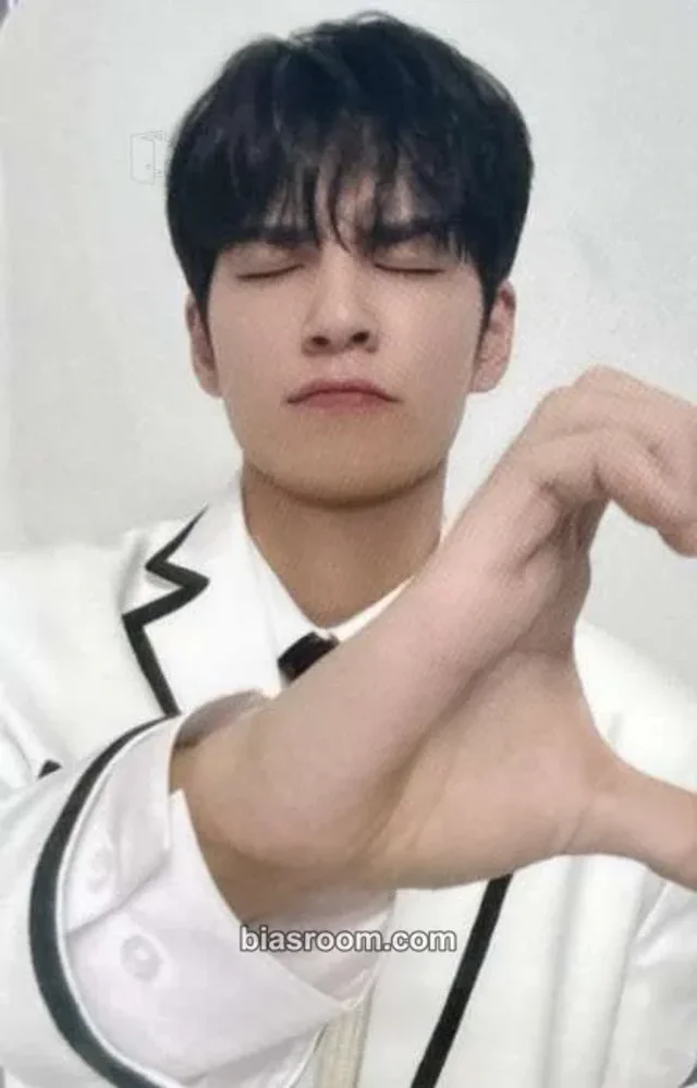 DAY6 - Wonpil - 2024 Special Concert - Welcome to the Show Event purchase benefit offline