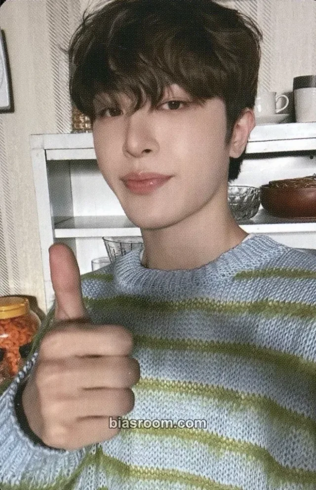 TREASURE - So Junghwan - Last Night Album merch photocard passport kit offline the sameE
