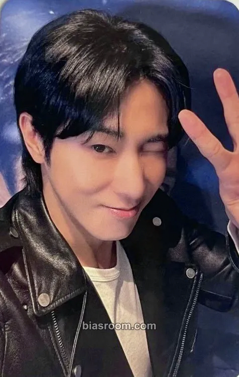 U-Know Yunho 20&2 Photocard - TVXQ - TVXQ K-pop photocard