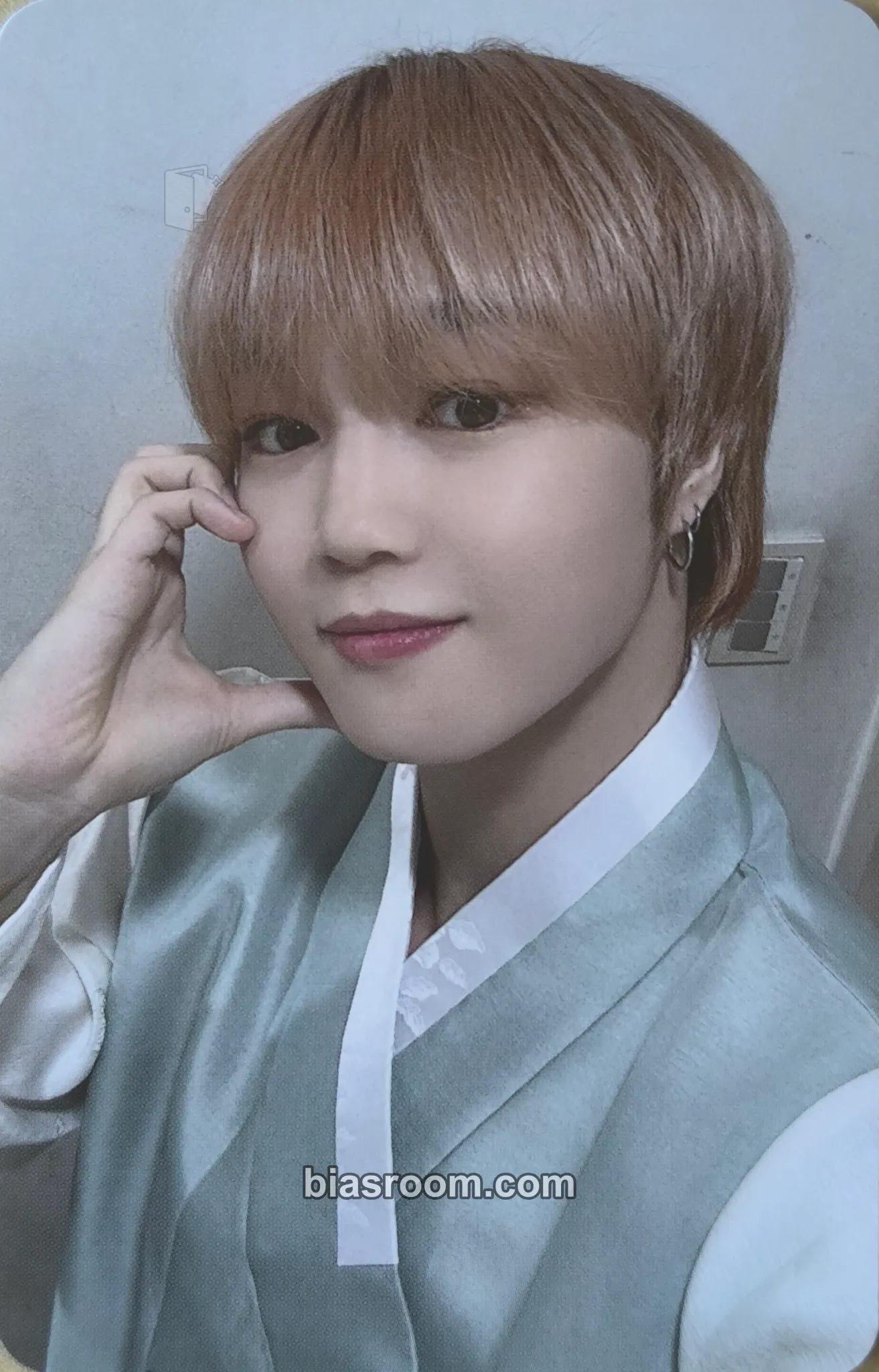 Eunho Youni-On Photocard - Younite - Younite K-pop photocard