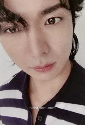 Yuto LOVE or TAKE Photocard - PENTAGON - PENTAGON K-pop photocard