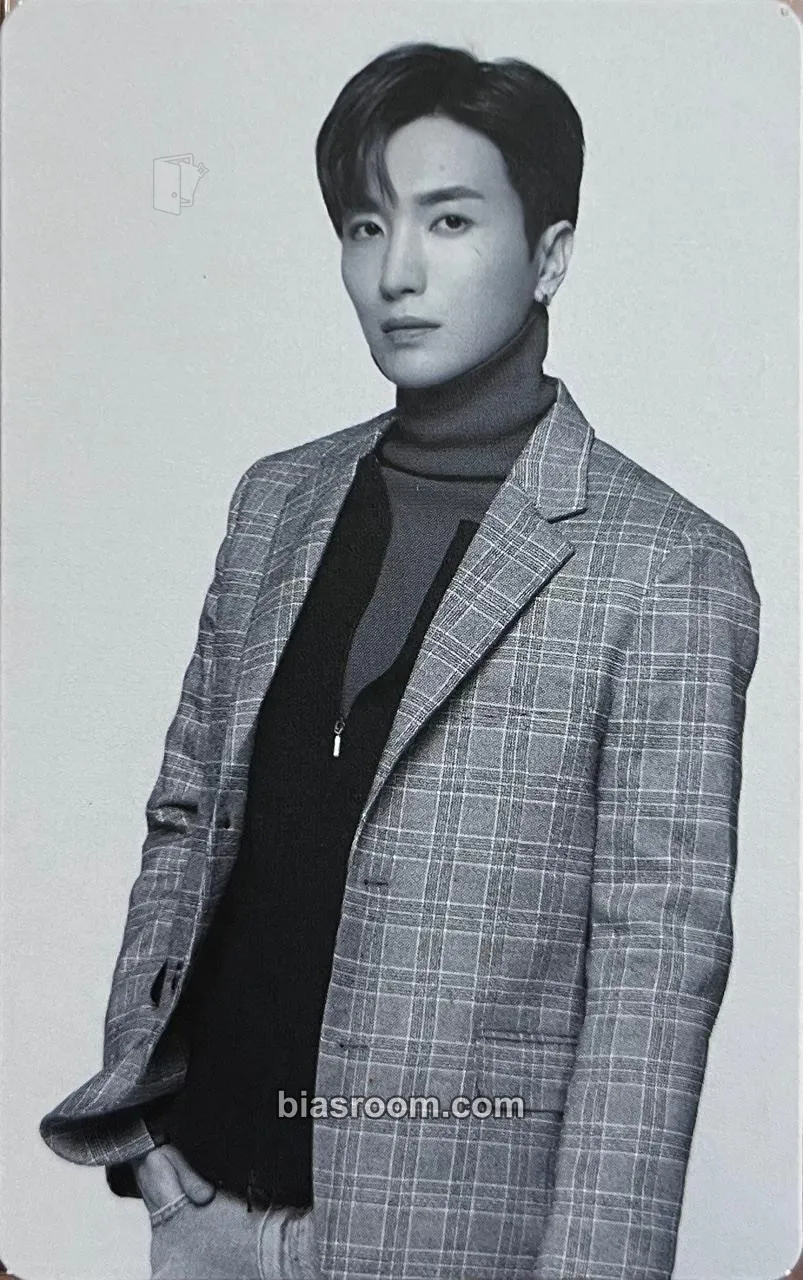 Leeteuk Replay Photocard - SUPER JUNIOR - SUPER JUNIOR K-pop photocard