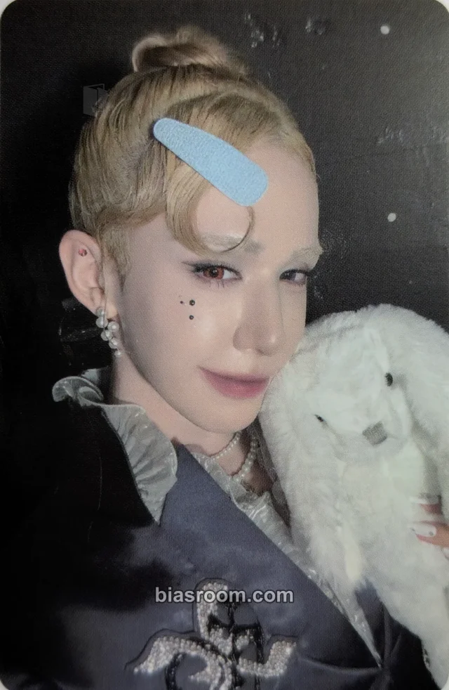 XLOV - Wumuti - I, God Album kpop nara retail exclusive rabbit version round 2