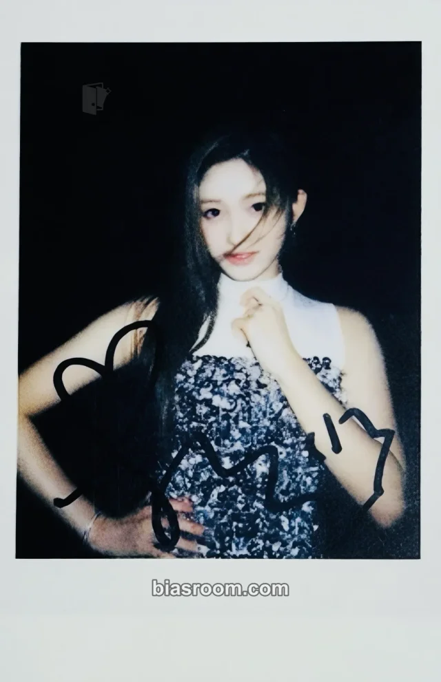 IVE - Leeseo - After LIKE Album fansign winner benefit polaroid tou global