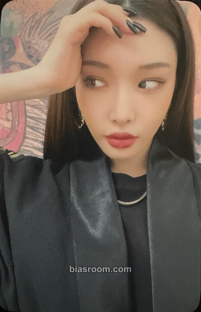 Chung Ha - Chung Ha - 2022 Season's Greetings Other photocard set