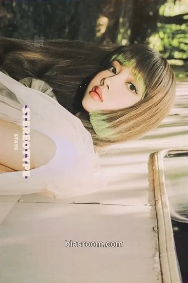 STAYC - Yoon - STEREOTYPE Album album inclusion A version postcard