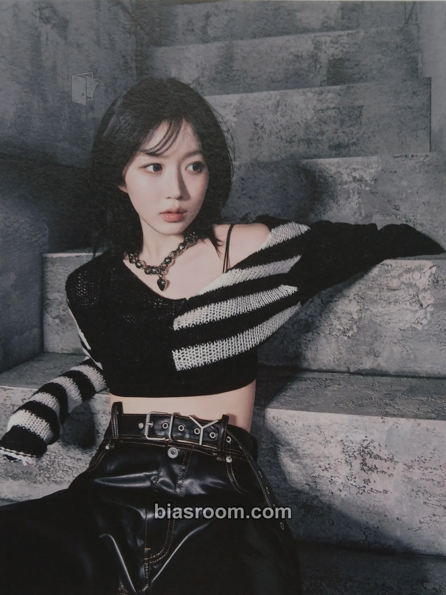 Haewon Fe3O4: BREAK Photocard - NMIXX - NMIXX K-pop photocard