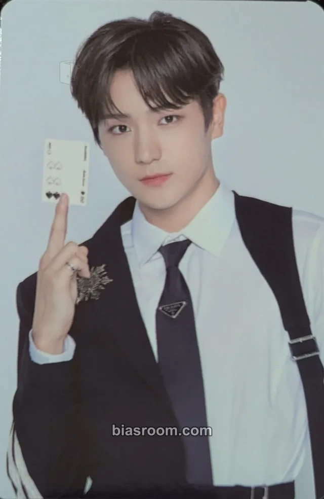 THE BOYZ - Hyunjae - Road to Kingdom Event merch photocard photocard set tin case