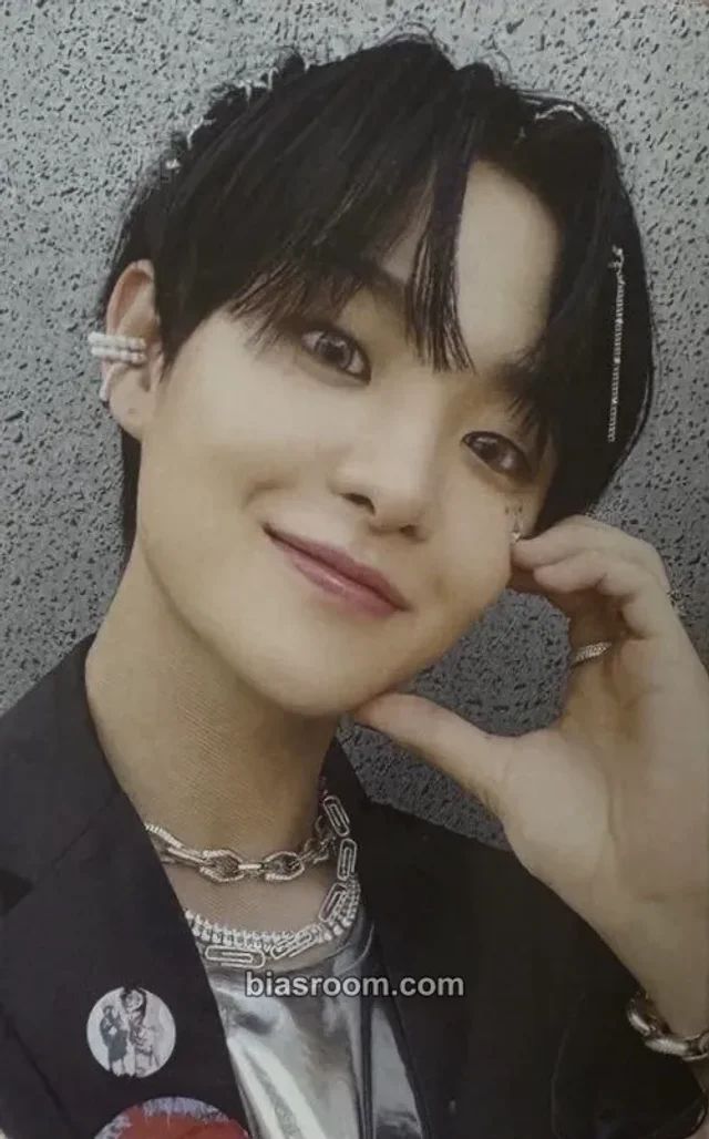 TREASURE - Jihoon - THE SECOND STEP : CHAPTER TWO Album album photocard yg tag version C version