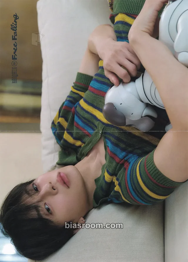 VERIVERY - Kangmin - Free Falling - Kangmin Solo Album album inclusion photobook version poster