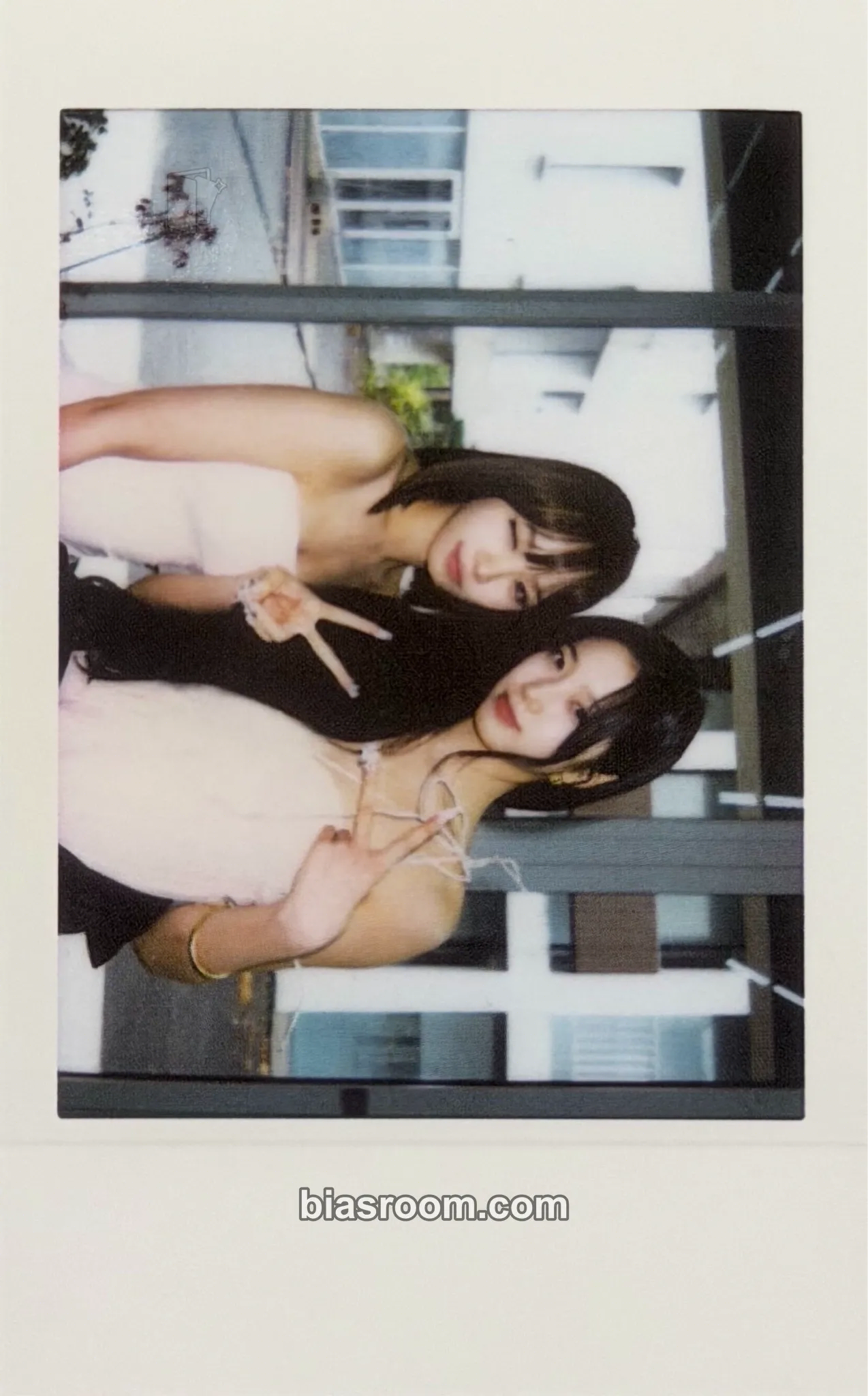HOT Photocard - LE SSERAFIM - LE SSERAFIM K-pop photocard