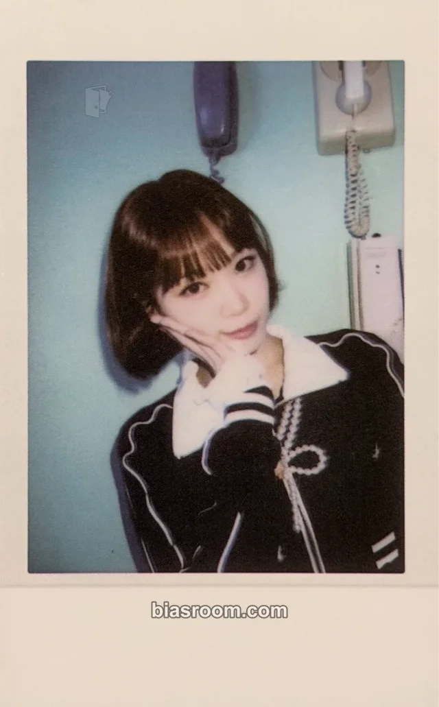 LE SSERAFIM - Kim Chaewon - CRAZY Album merch photocard polaroid online purchase benefit