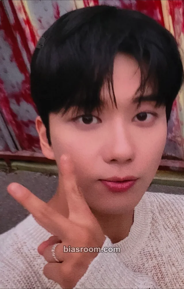 BANG&JUNG&YOO&MOON - Youngjae - B.A.P BANG&JUNG&YOO&MOON - 2024 The Last Fan-Con 'CURTAIN CALL' Event merch photocard photocard holder